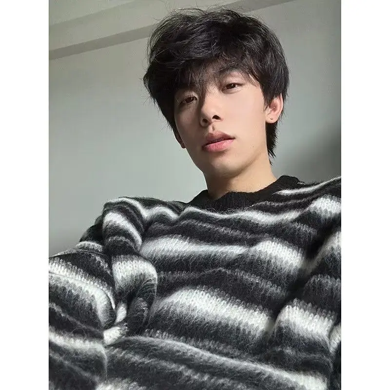 

Retro American Design Loose Fit round Ne Striped Camere Sweater for Men And Women Simple Lazy Sle Knitted irt