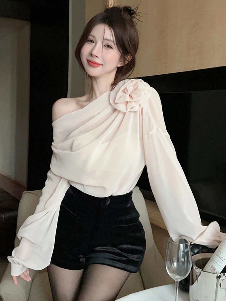 

Sweet Shoulder Bared Chiffon Top with 3D Flower Design Versatile Loose Fit Straight Cut Slimming High End Casual Long Sleeve Top