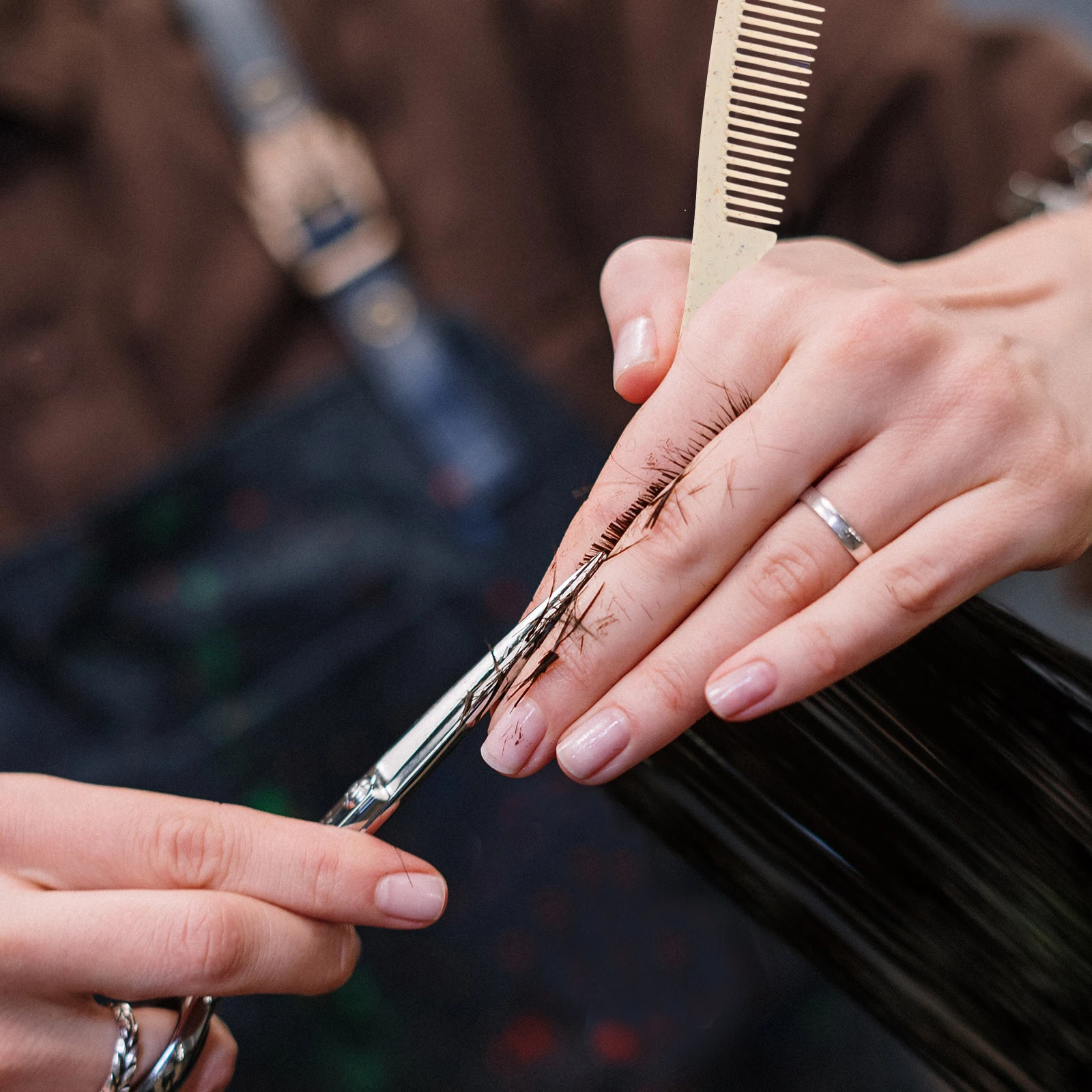 

50 комплектов одноразовых расчесок для отелей, пластиковая расческа для волос с удобной ручкой для коротких и длинных парикмахерских, подарок для путешествий