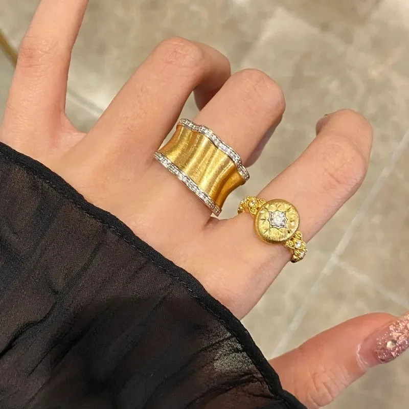 Creative retro glossy wire drawing rings for women fashionable copper inlaid zircon wide ring banquet jewelry