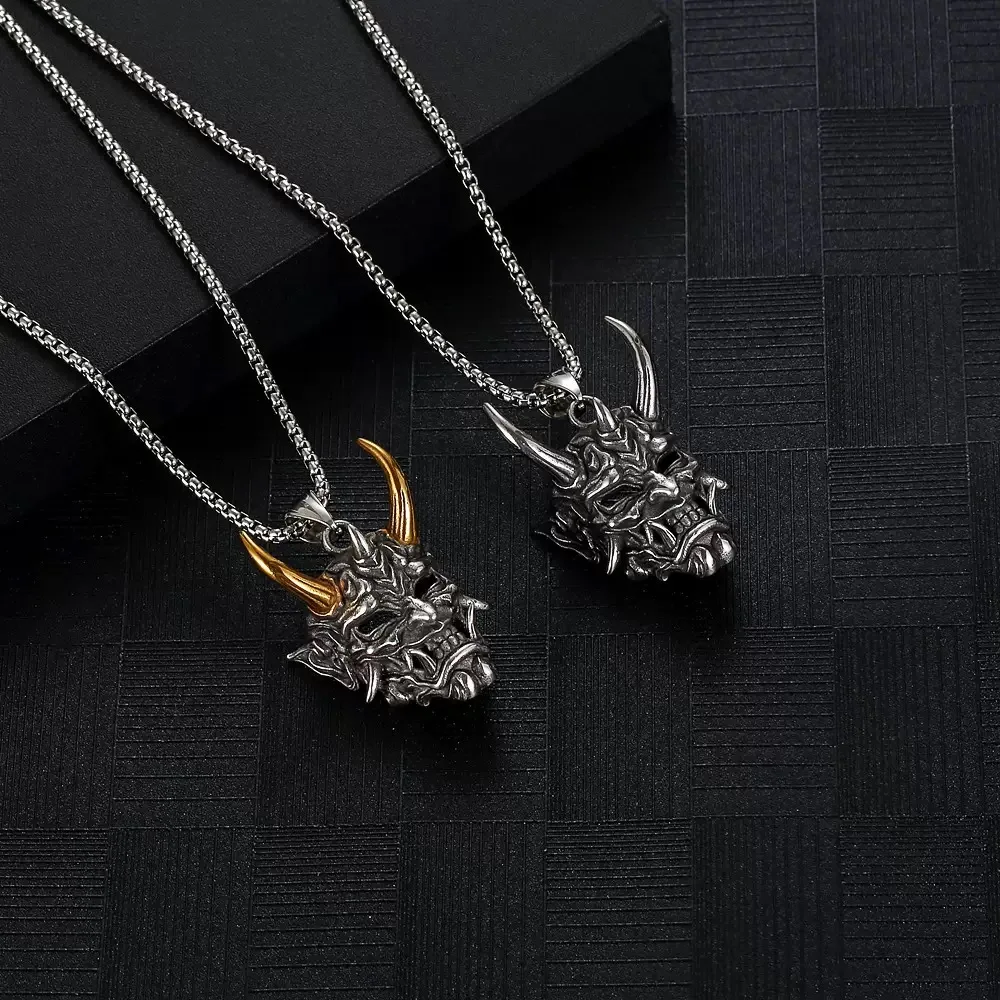 Vintage Punk Demon Mask Samurai Ghost Pendant Necklace Men's and Women's Long Chain Hip Hop Rock Party Necklace Gift Accessories