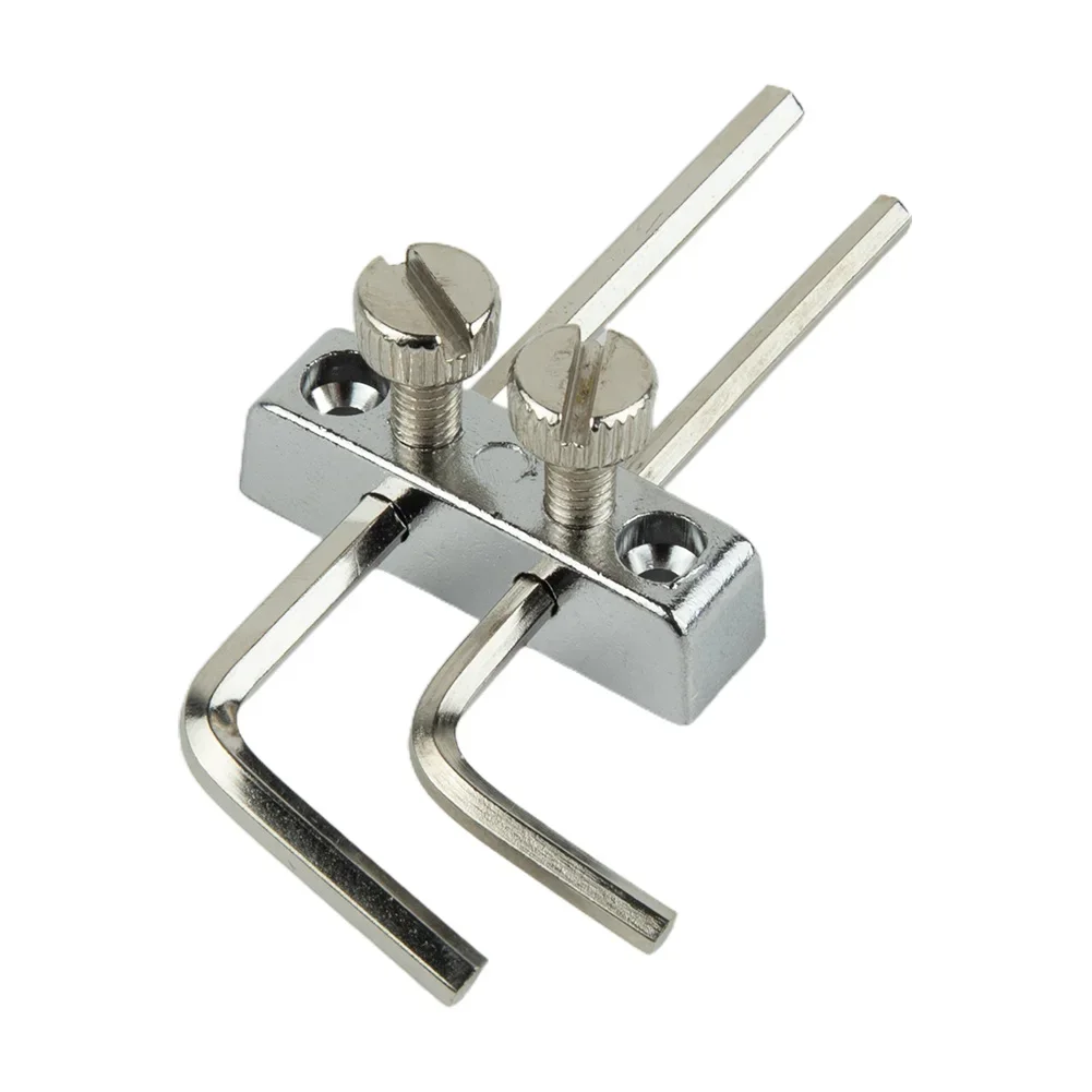 

Guitar Parts Hex Wrench Holder Approx.23g 1 Set 2.5mm & 3mm Accessorys Guitar Tremolo With Screws With Wrenches