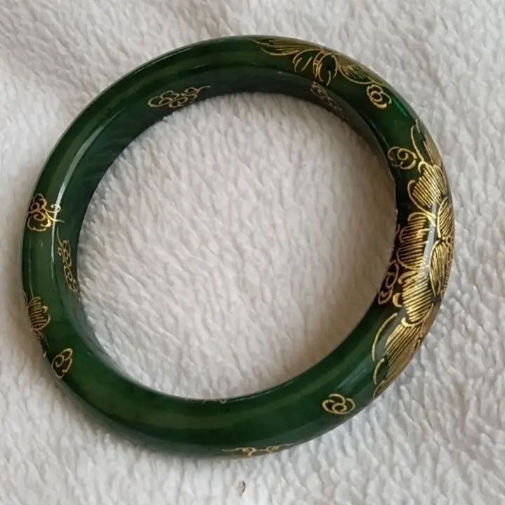 

Hetian jasper pure hand-carved gold-painted bracelet, 52 to 64 circles, women's belt looks good and atmospheric