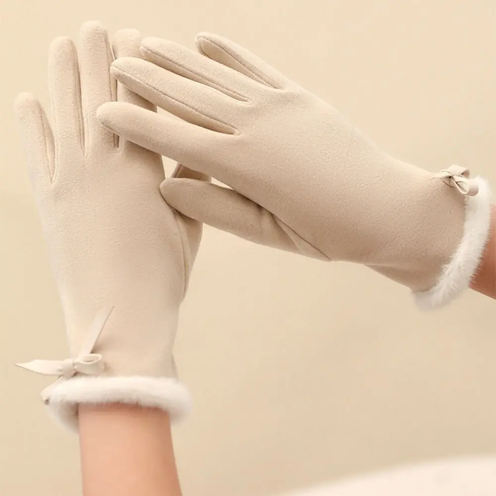 قفازات نسائية مبطنة بالحرارة تعمل باللمس سميكة بلون سادة قفازات حرارية شتوية معزولة حراريًا بإصبع كامل