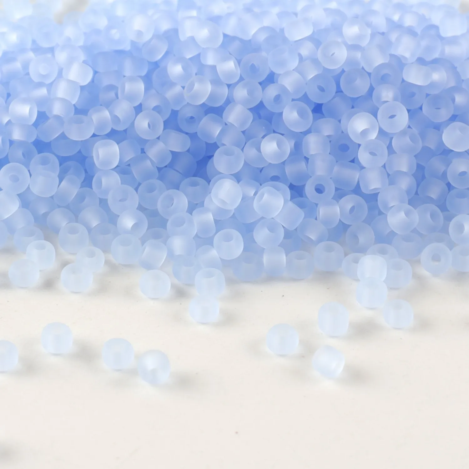 Hochwertige transparente matte Farbperlen CJ 11/0, 10g/Tube, geeignet für alle Arten von DIY-Bastelarbeiten usw. – Detail 4