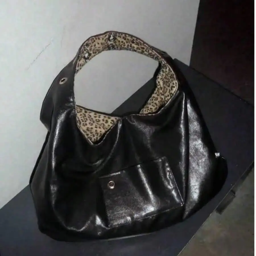 

Leopard Print Reversible Hobo Tote Bag Large Capacity Shoulder Bag For Women