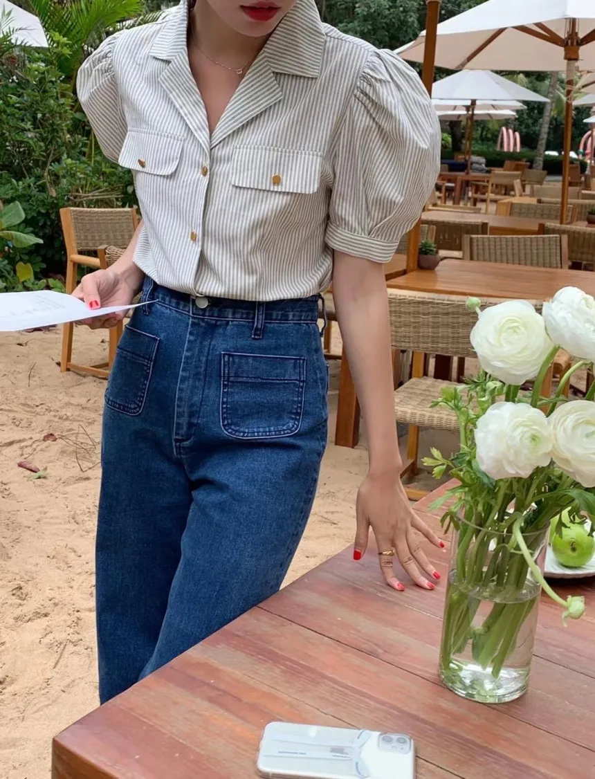 قميص نسائي صيفي أنيق وبسيط بأكمام فقاعية مخططة، بأسلوب عملي وكاجوال، بأكمام قصيرة وطول عادي