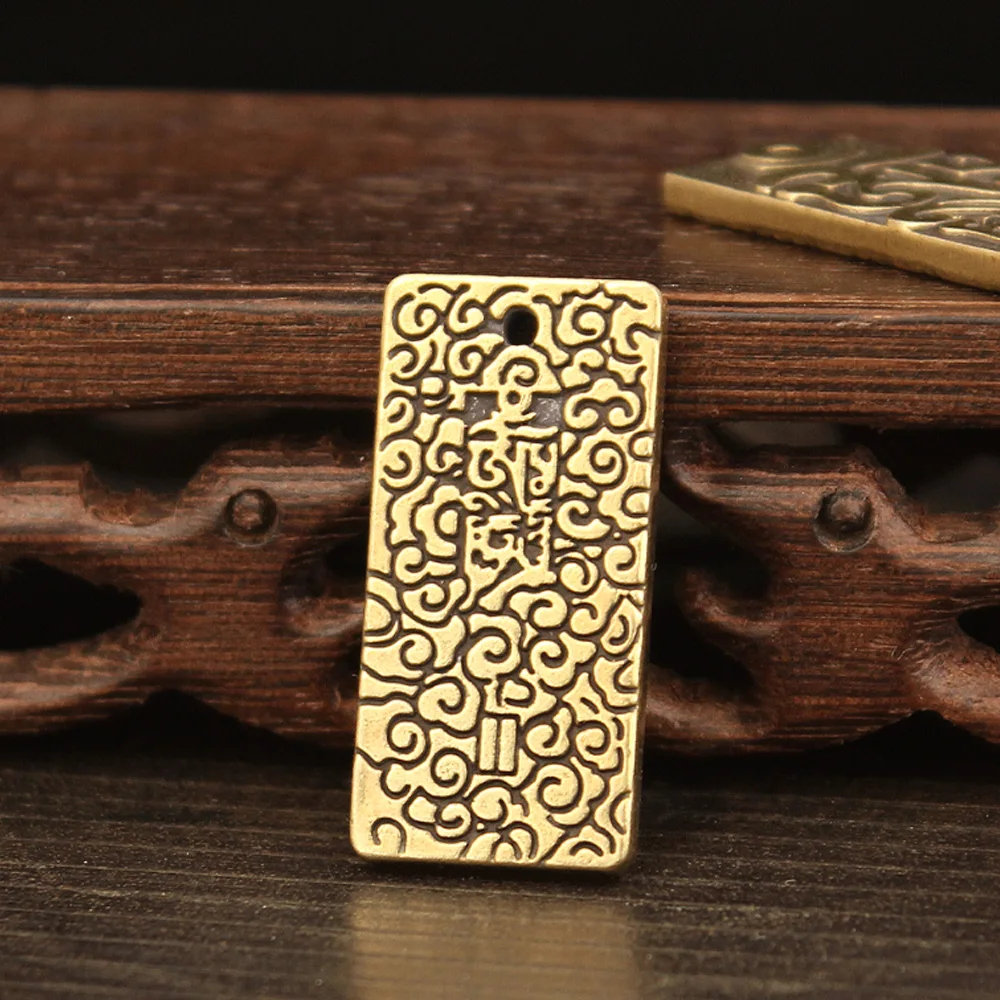 Messing-Talisman mit Tibetischen Sechs-Karaktzer-Formeln, Sicherheits- und Friedensamulett, Glücksbringer, DIY Mini-Hängedekoration – Detail 4