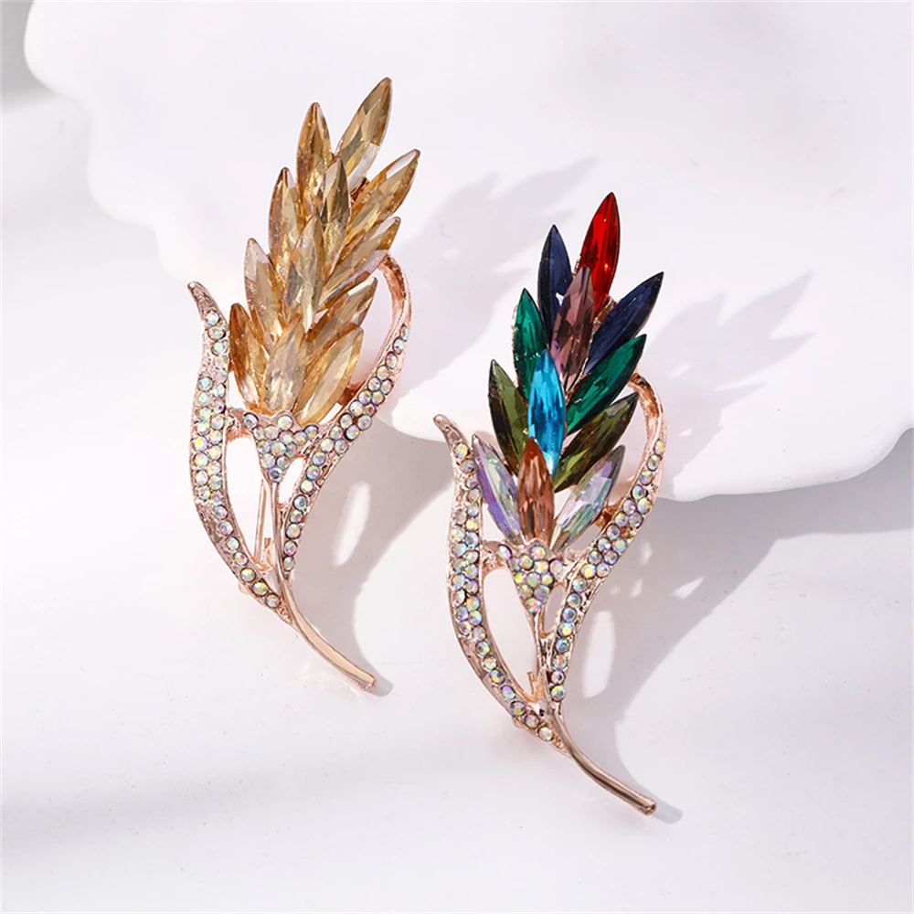 Squisita spilla di grano di cristallo brillante spille da bavero in metallo con strass per le donne accessori per gioielli alla moda regalo di coppia