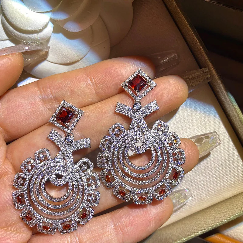 

Exquisite Luxury Zircon Elegant Earrings
