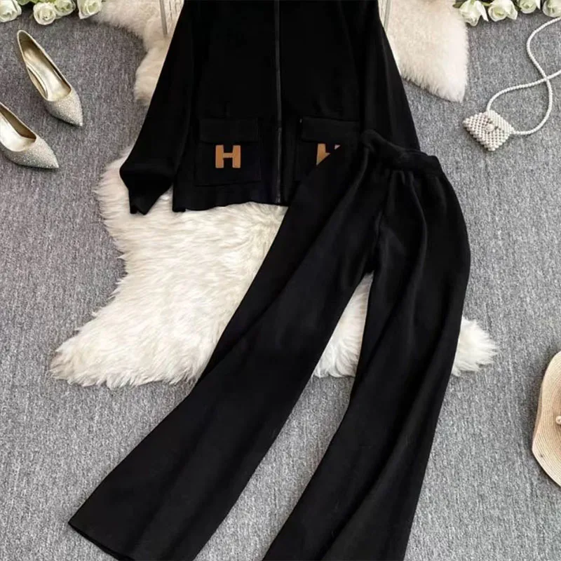 2024 New Pocket Letter Zipper Cardigan Wide Leg Pants Knitted Two Piece Fashion Versatile Set for Women Women Two Piece Outfits