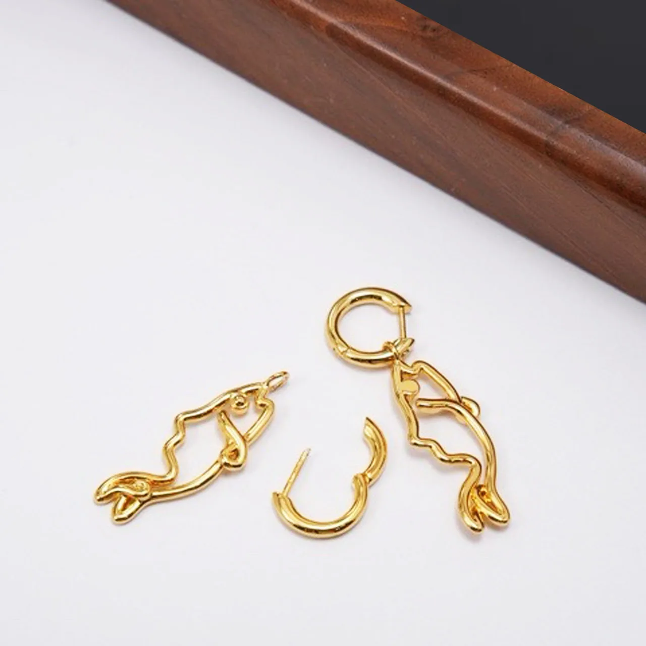 New Jewelry & Accessories Sports & Leisure Style Cute Hollow Fish Shaped Earrings For Women's Parties & Gifts