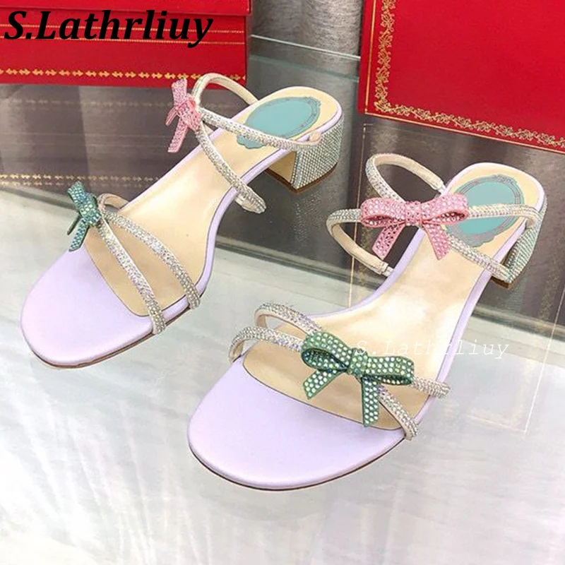 

Summer Bling Bling Crystal Bow Knot Square Heel Slippers Women Shiny Rhinestone Fashion Sandals Casual Vacation Dresses Shoes