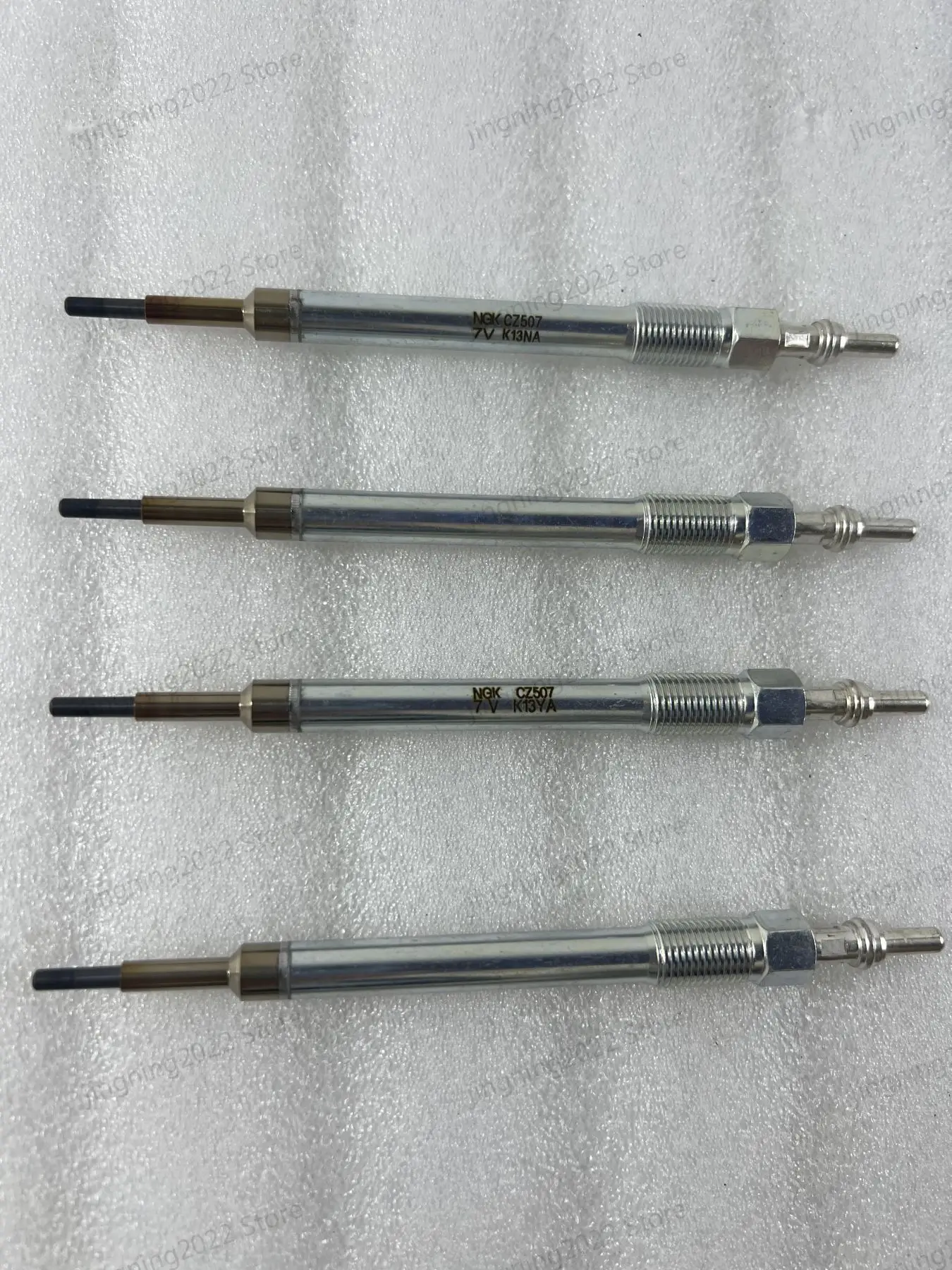 Land Rover Jaguar Glow Plug Suitable for Land Rover Evoque Discovery Sport Star XF F-PACE Diesel 2.0T Glow PlugLR116117 JDE40275