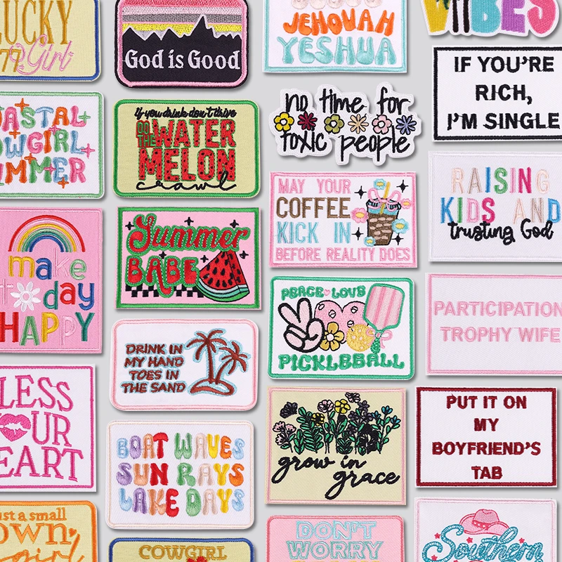 Quadratischer Buchstaben-Slogan-Patch, bestickte Aufnäher, DIY-Cartoon-Buchstaben-Aufnäher zum Aufbügeln für Kleidung, thermoadhäsive Aufnäher, Dekoration