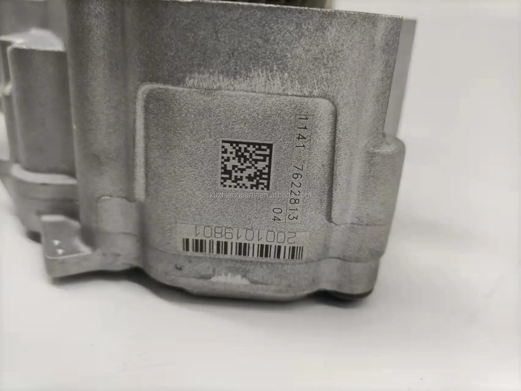 New 4 Cylinder Turbo Engine Main Oil Pump With Counter Balance for BM W 125i 328i 420i 520i 528i  11277632111
