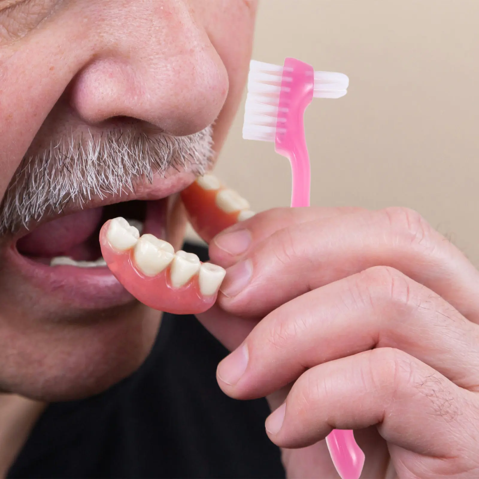 

Набор из 6 щеток для зубных протезов с двойными мягкими щетинками, эргономичной ручкой, для ухода за зубами пожилых людей, дорожный размер, глубокая очистка полости рта