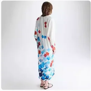 Foreign trade original order Spanish fashion new product, embroidered printed high street long V-neck long sleeved dress