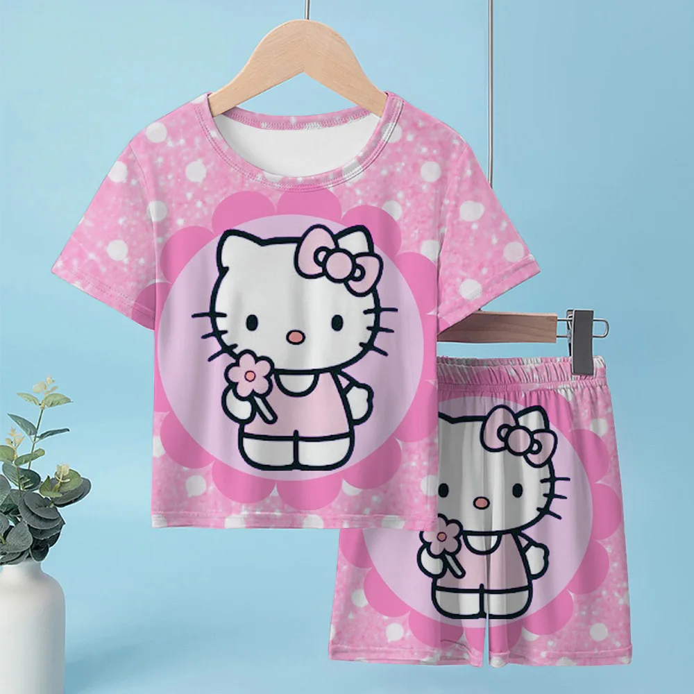 

Новые летние комплекты модной одежды для девочек Kuromi Hello Kitty, детская футболка и шорты с принтом, комплект из двух предметов, детская повседневная одежда