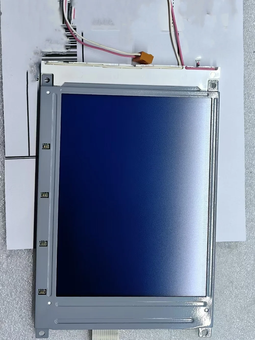 LM320194  LCD display screen