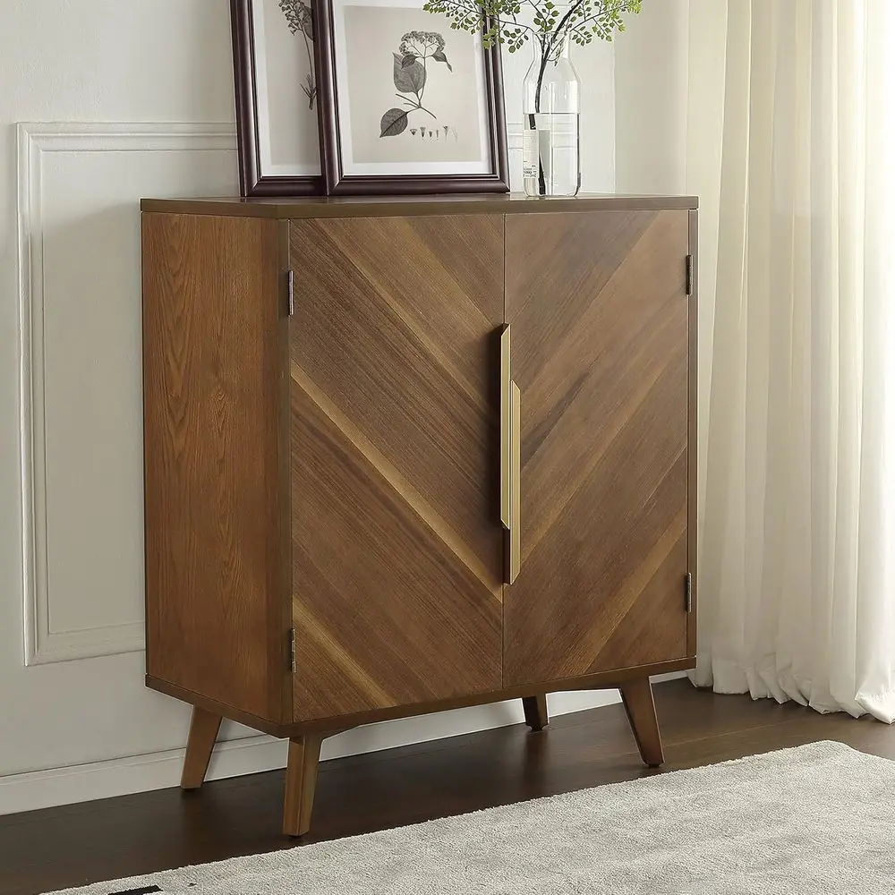 

Буфетный шкаф для прихожей с отделкой под орех, 2 дверцами и местом для хранения