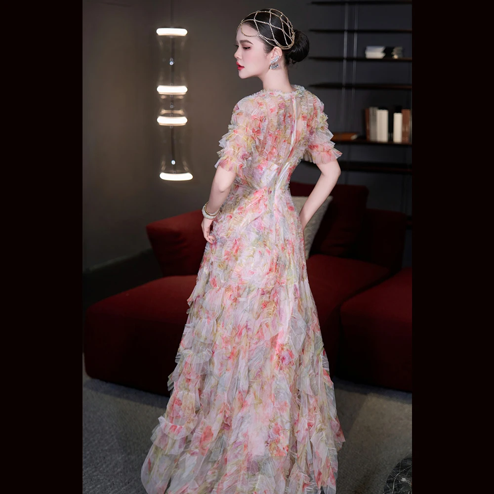 ชุดเดรสผู้หญิงดีไซน์เนอร์จากเมย์ยิธุน ชุดเดรสตาข่ายฤดูร้อน ชุดเดรสผู้หญิงทรงหรู คอวี แต่งระบาย แขนสั้น พิมพ์ลาย ชุดเดรสตาข่ายยาวสำหรับงานปาร์ตี้ MX