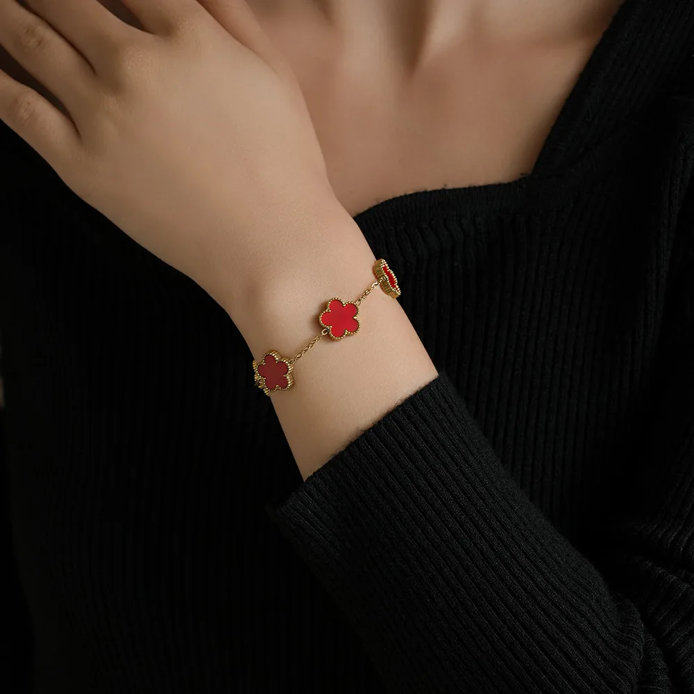 Thumbnail 3 - #43 Best Charms & Pendants to Buy In 2026