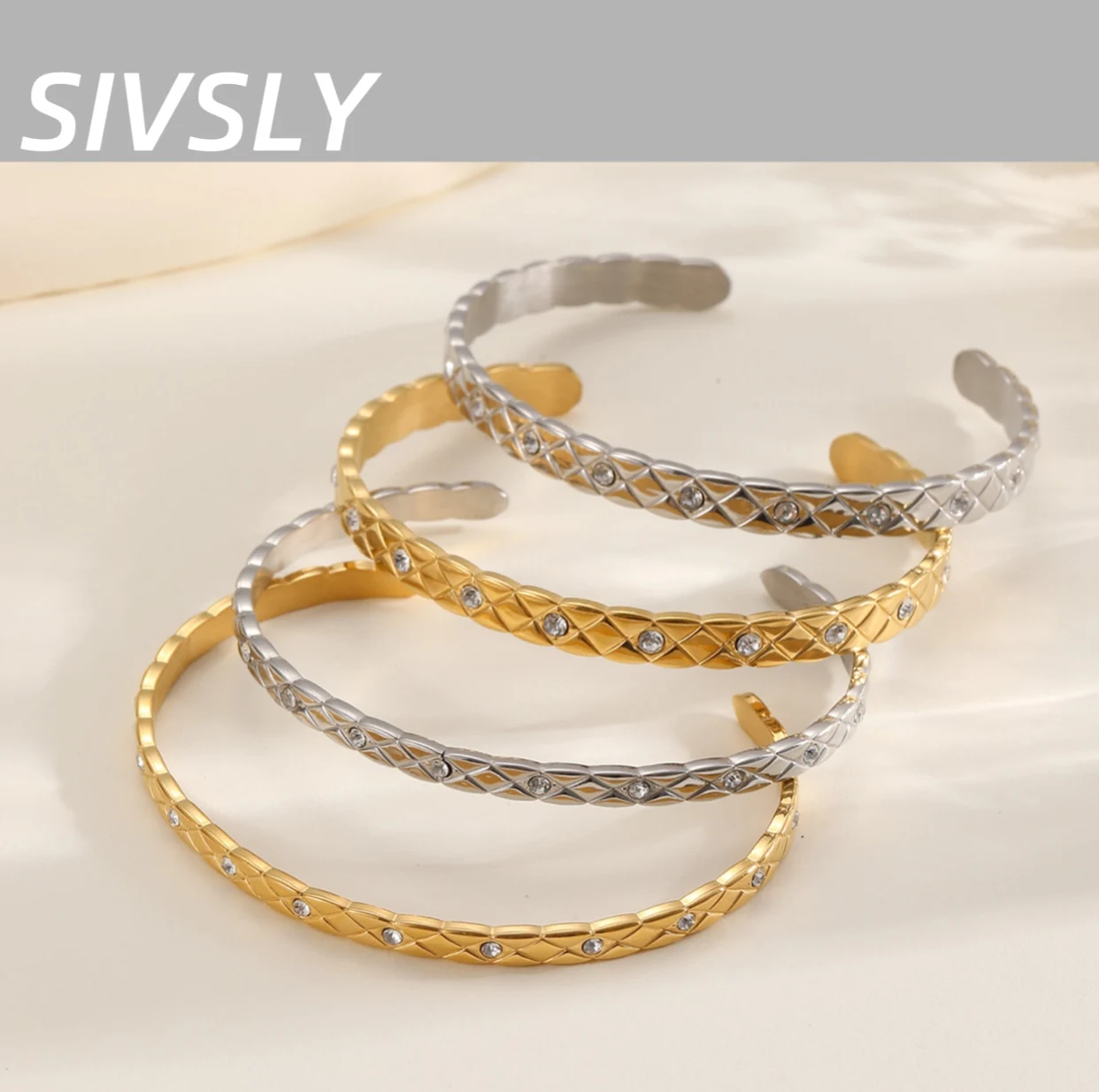 

Luxurious, high-end, retro, design-oriented, fashionable, elegant, and versatile bracelets for couples that are in high demand.