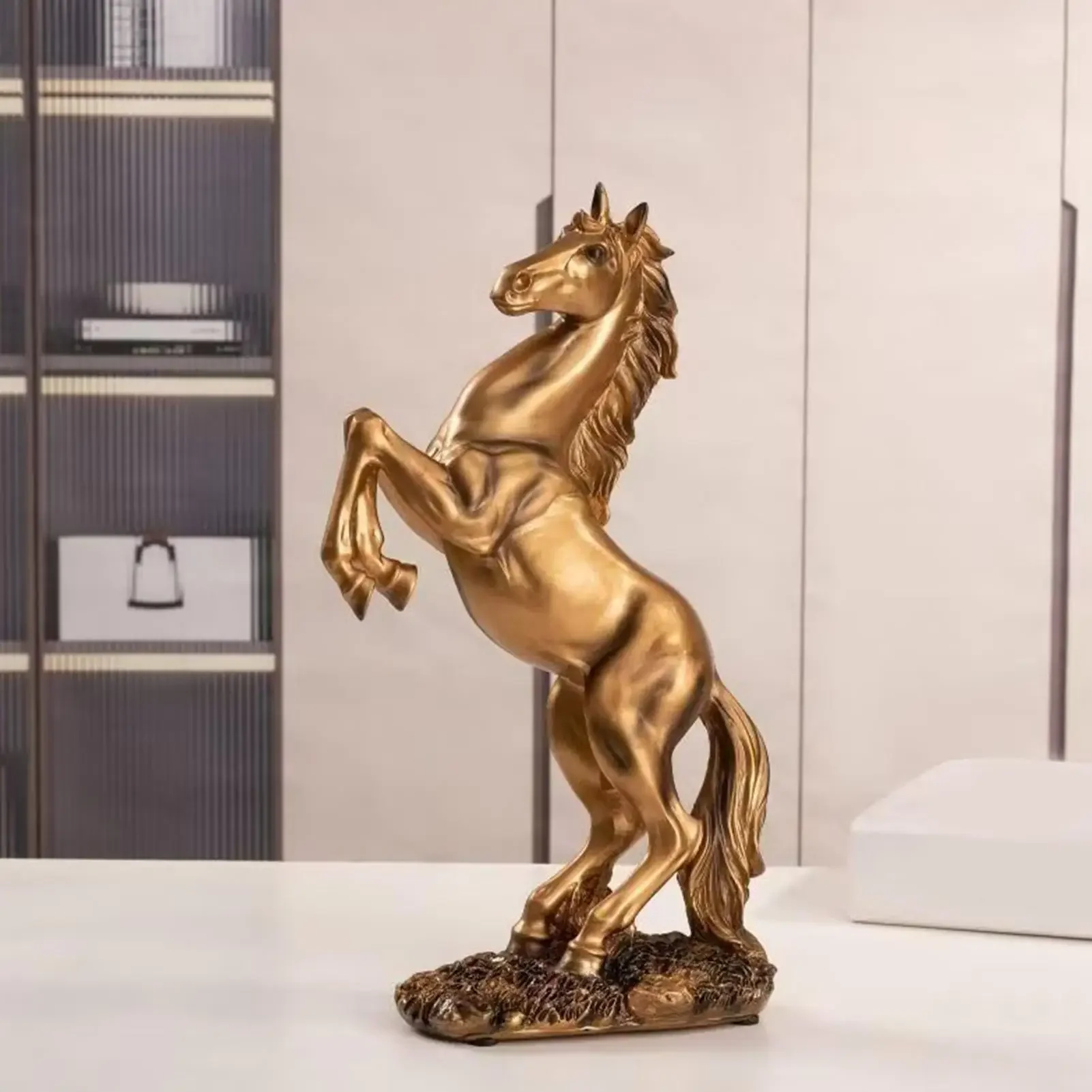 Horse Sculpture Aesthetic Victory Resin Desk Sculpture Art Horse Figurine For Bedroom Office Desk Fireplace Shelf Home
