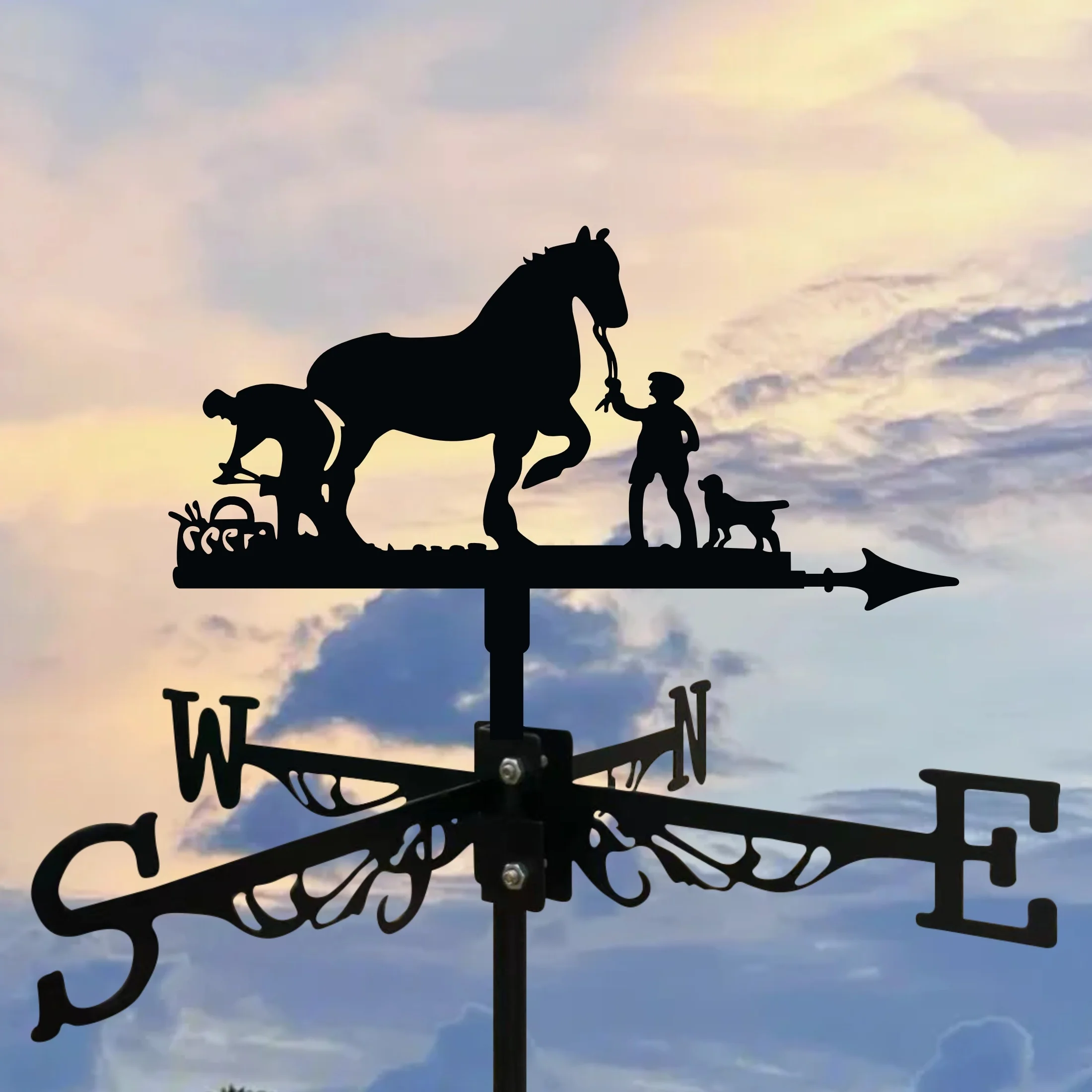 2DOutdoor Wrought Iron Wind Vane Statue -Metal Wind Direction Indicator with Decorations, Garden & Courtyard Ornament for