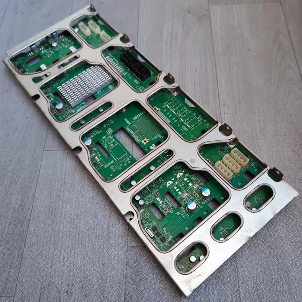 

BPN-SAS3-846EL1 Server Hard Disk Backplane 24-Position 12GB