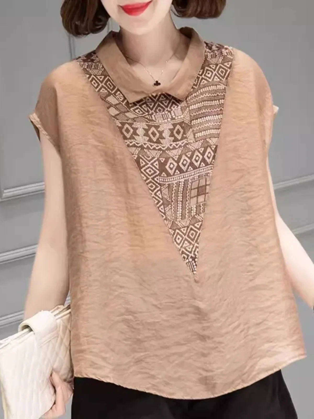 

Summer 2026 New Retro Cotton Linen T-Shirt Shirt Loose Slimming Five-Quarter Sleeve Embroidered Women's Casual Style Loose Fit