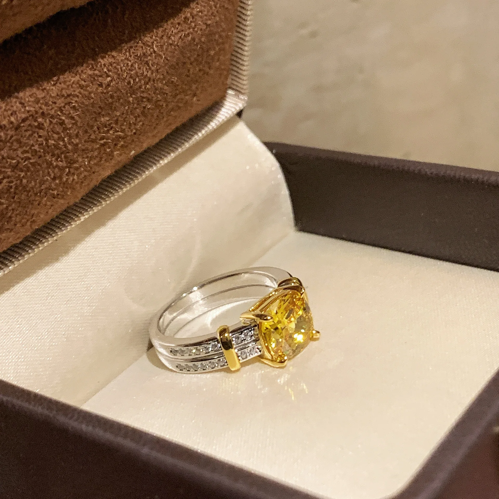 

100% 925 Sterling Silver Yellow Diamond Rings Pave 5A Zirconia Double Row Rhinestone Ring For Women Luxrry Jewelry