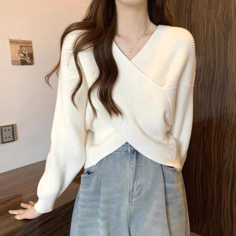 

Lazy Style Loose Short V-Neck Sweater Women's Autumn Winter Inner Wear Casual Cross Design Knitted Top Comfortable