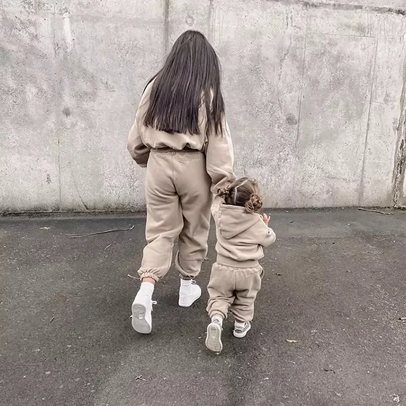 2024 Winter New Baby Fleece Hoodie + Pants 2pcs Suit Plus Velvet Thick Children Long Sleeve Hooded Clothes Set Warm Girl Outfits