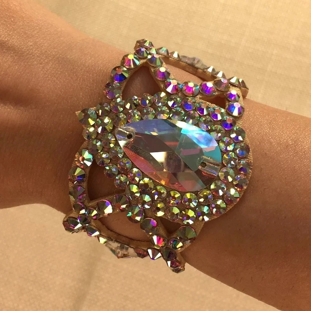 

Shiny Rhinestone Drop Bracelet for Women Luxury Jewelry Free Shiping Belly Dance Accessories Hand Crystal Bracelet Accessories