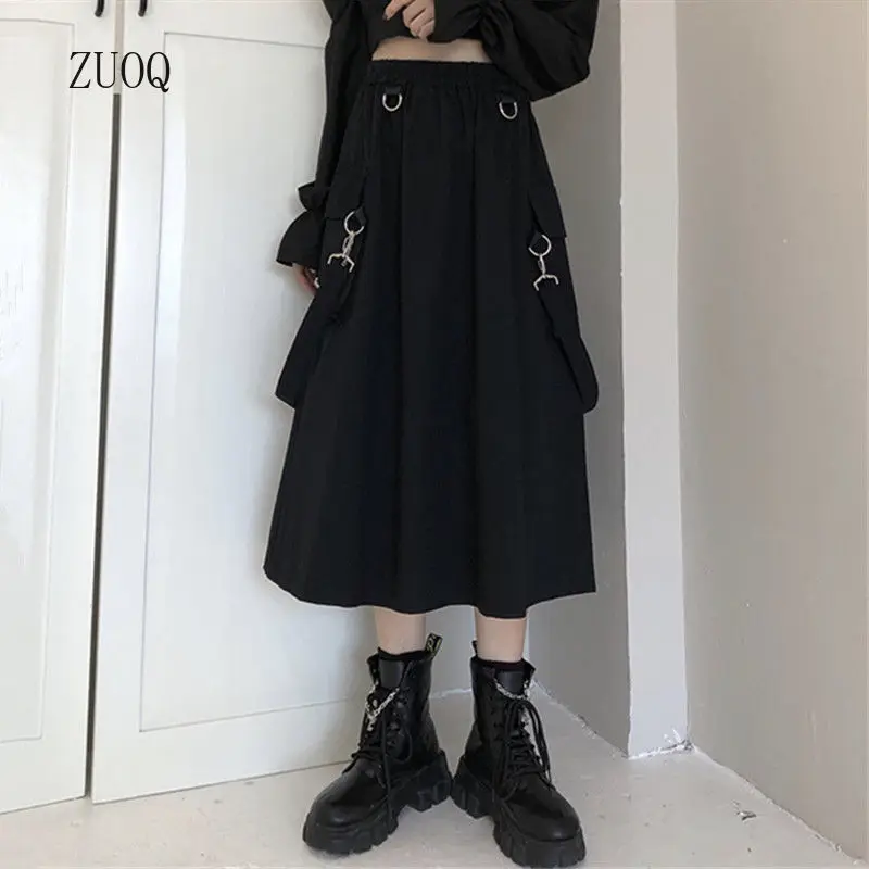 2025 solide Gothic Langen Rock Frauen Punk Hohe Taille Kette Tasche Strap Schwarz Fracht Röcke Mädchen Goth Harajuku Streetwear