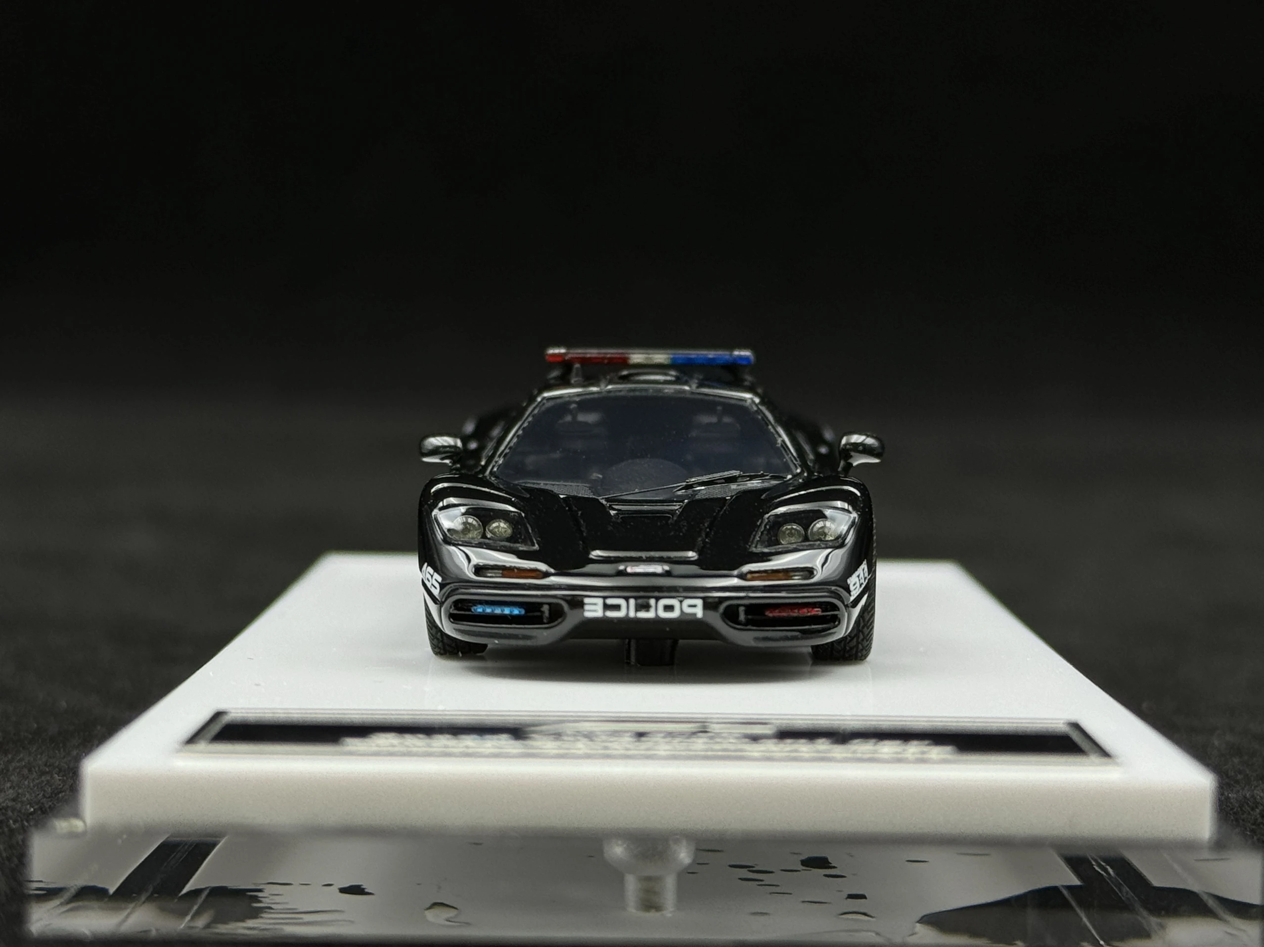 دييكاست 1:64 مقياس ماكلارين F1 RCPD تحتاج إلى سرعة نموذج سيارة تحصيل لعبة هدية تذكارية عرض حلية