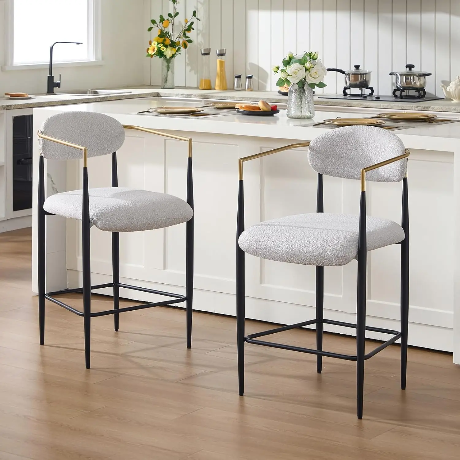 

Комплект из 2 барных стульев для кухонного острова, высота 25 дюймов, с обивкой из букле, золотыми подлокотниками, изогнутой спинкой, черные, на заказ