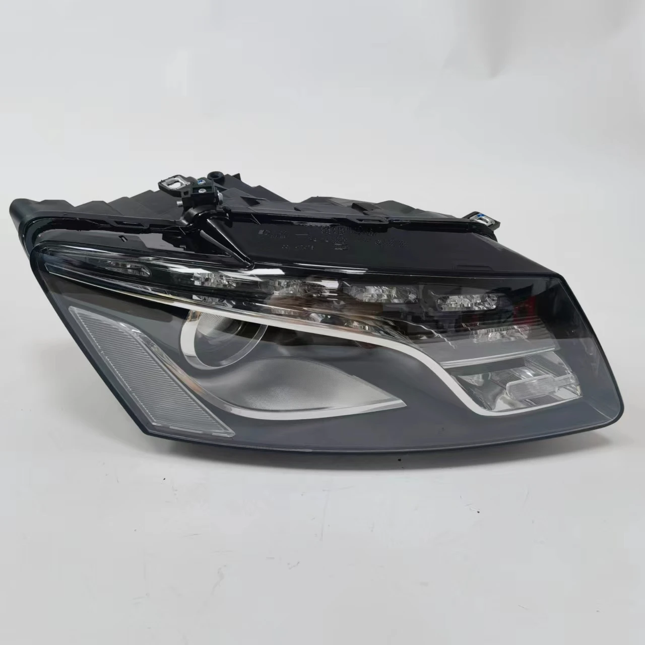 Hot sale car headlight for Audi Q5 HID xenon 2010 headlamp auto parts