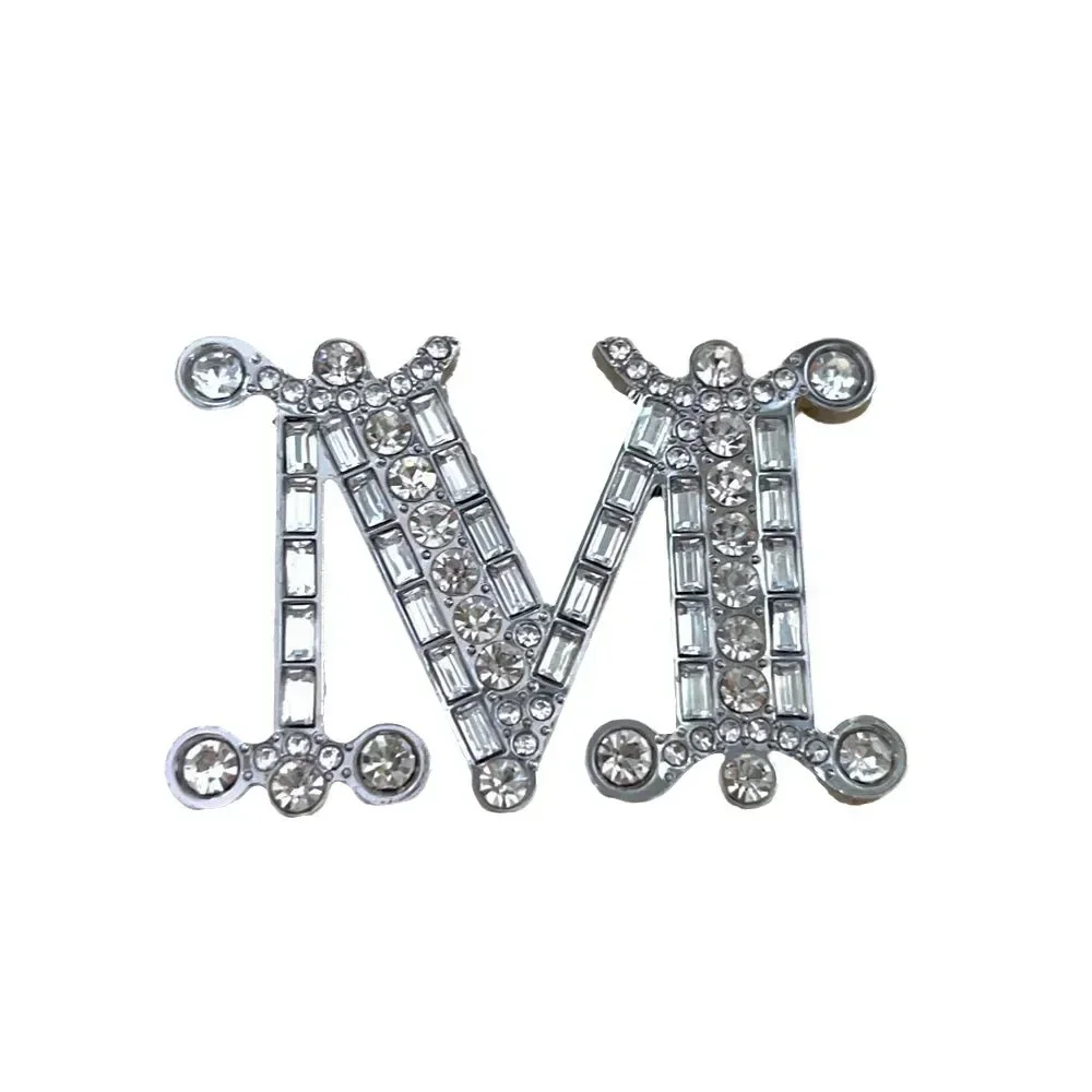 M Letter High-end Luxury Suit Jacket Brooch 2024 New Fashion Teddy Bear Brooch Diamond Mirror Polished