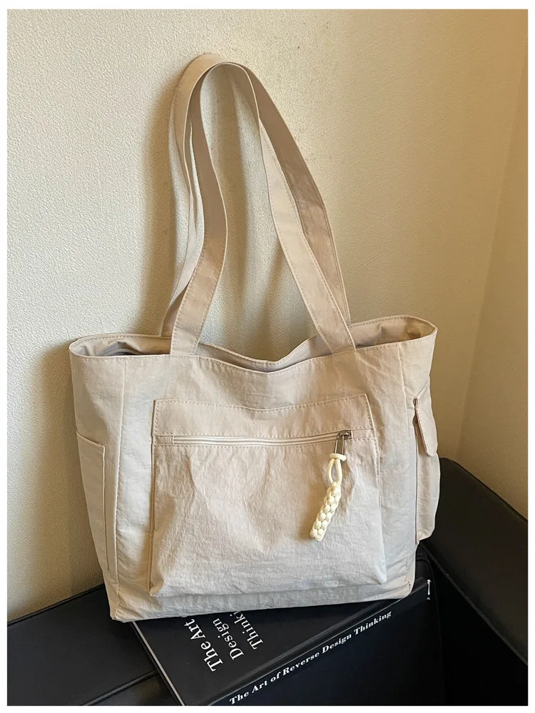 Neue modische Nylon-Schultertasche, große Kapazität, leichte, lässige Alltagstasche, Umhängetasche für Damen – Detail 31