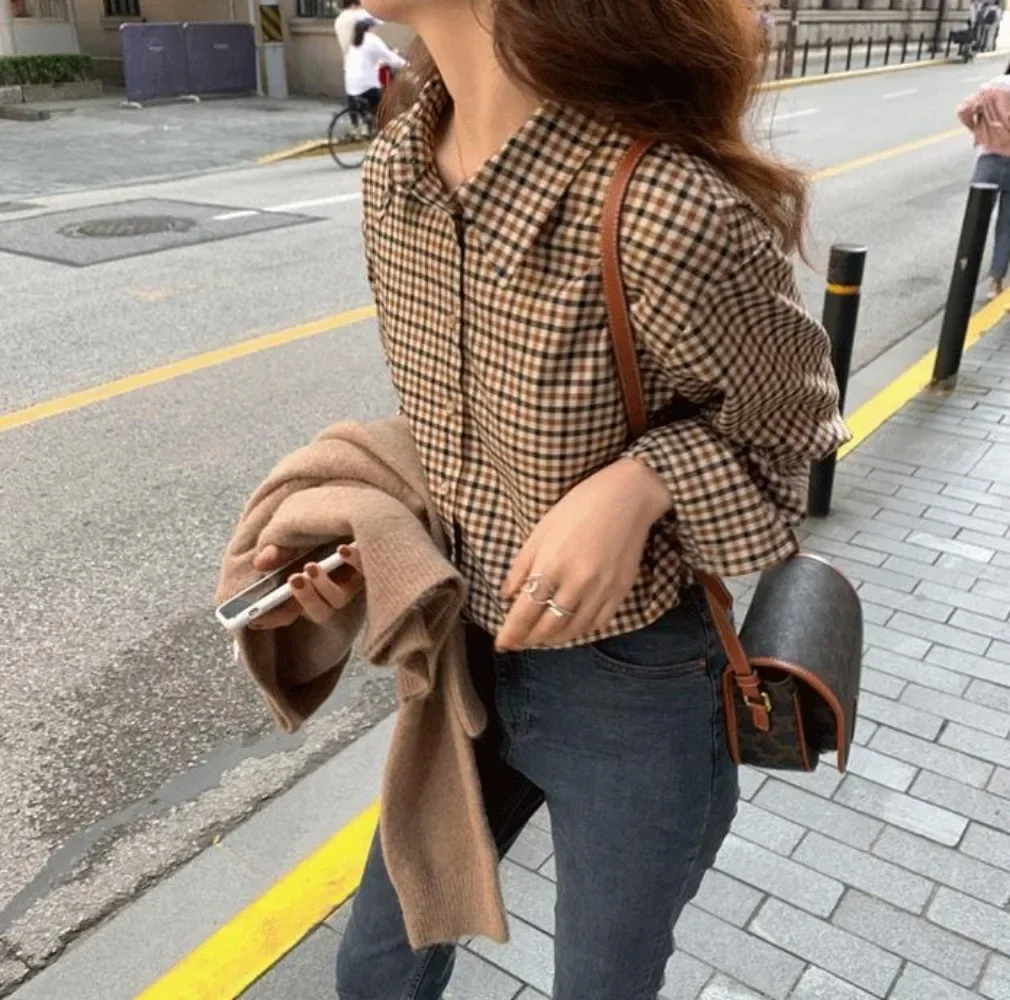 Shirt Women Brown Plaid Vintage Simple Elegant Female Long Sleeve Preppy Style Tops All-match Turn-down Collar Wooden-Buttons