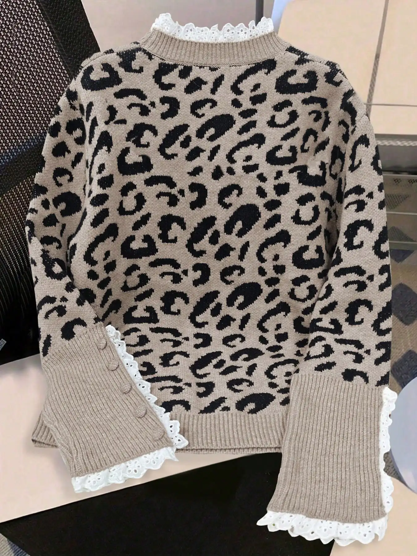 Women Leopard Print Knit Sweater Crew Neck Regular Sleeve Lace Cuffs Regular Fit Regular Length Pullover Autumn Winter Casual St