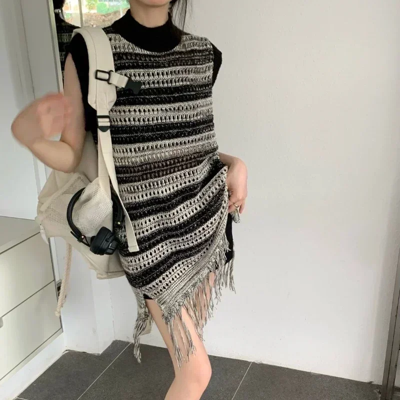 Fashion Mujer Casual Loose Long Vests New Summer Sleeveless Knitted Vest O Neck Striped Hollow Out Tassel Vintage PTKPCC