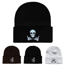 Winter Hats Women Men Halloween Horror Skull Embroidered Knitted Hat Stretch Pullover Hat Warm Windproof Woolen Skullies Beanies