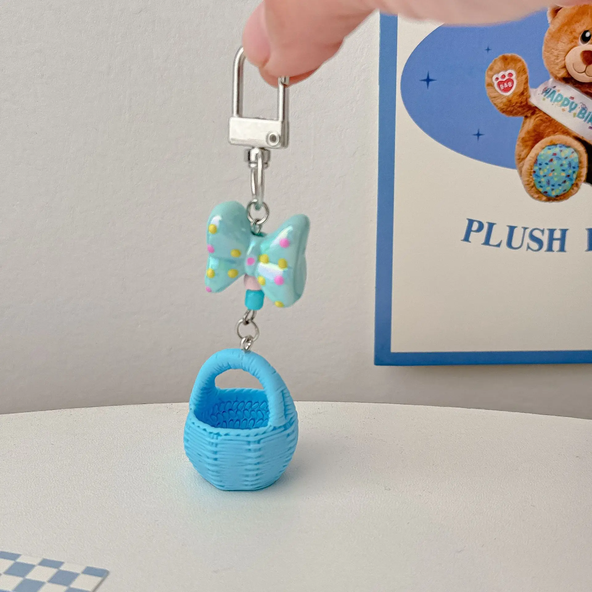 Милый-маленький-брелок-корзина-с-бантом-универсальный-кулон-из-бисера-цепочка-для-телефона-украшение-для-сумки-автомобильный-брелок-для-женщин-и-девочек-ювелирные-изделия-подарок