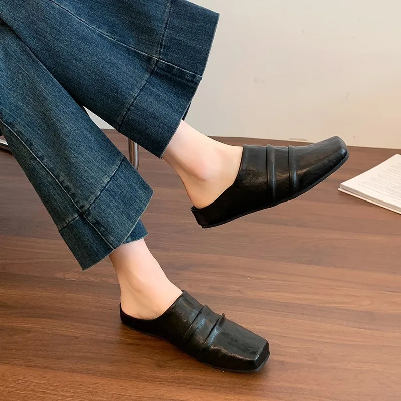 2025 جديد الصيف النساء البغال الجلود الأحذية النسائية غطاء حذاء مزود بفتحة للأصابع تربيع تو صنادل كعب منخفض مطوي النعال الحديثة #3