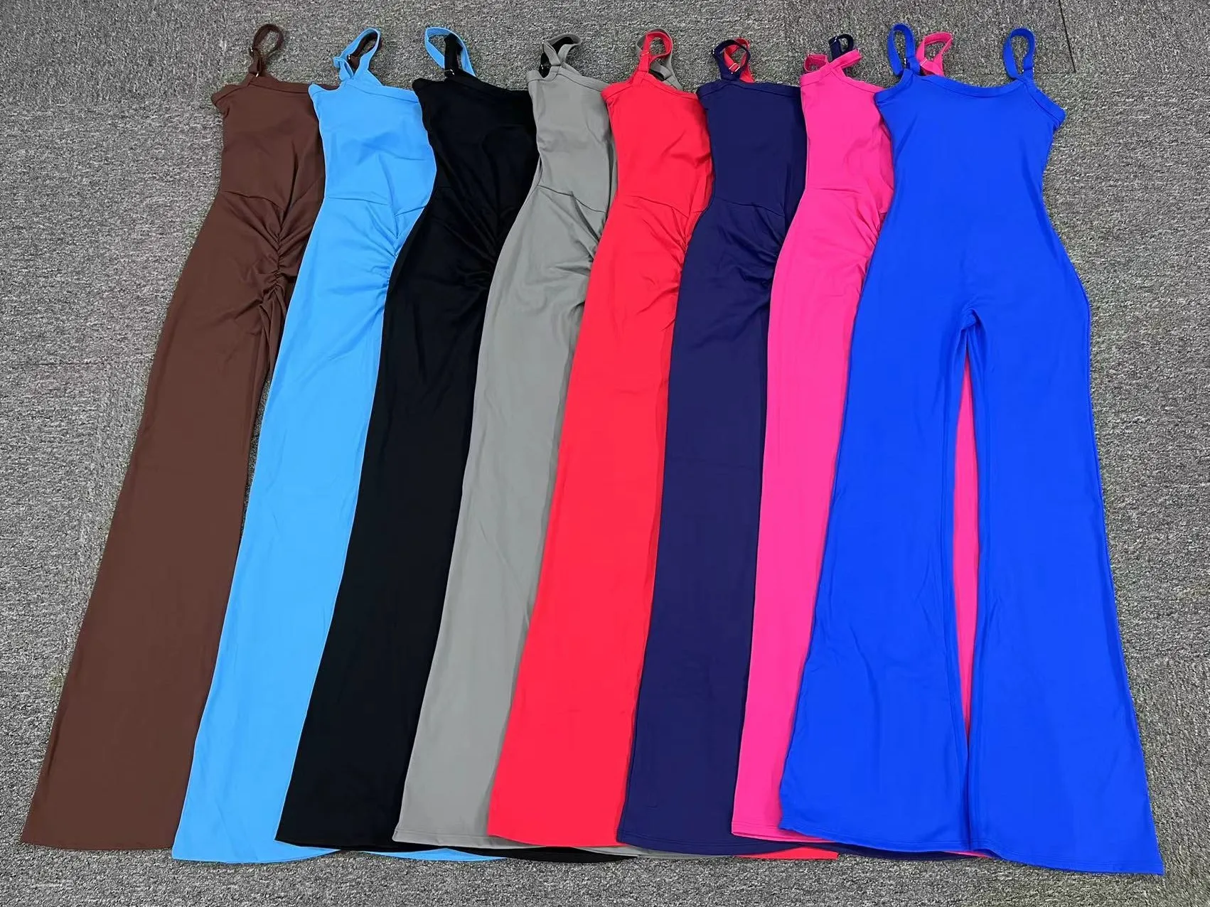 조절 가능한 어깨끈 스피커 일체형 요가복 누드 여성 타이트 원피스 속건 스포츠웨어