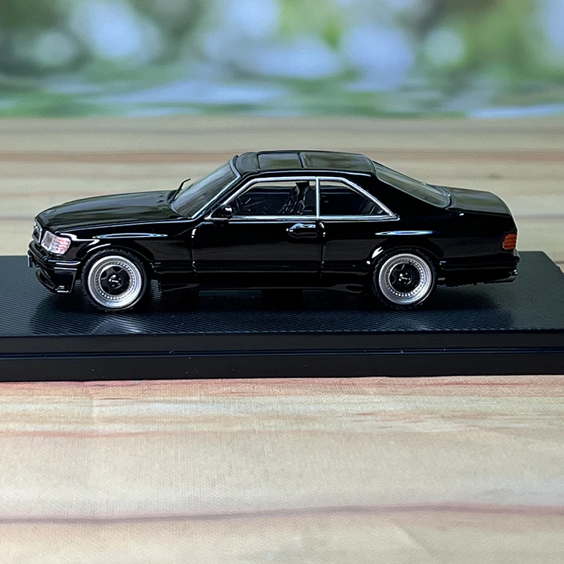 Rhino Model 1:64  560 SEC  W126 Alloy Model Car